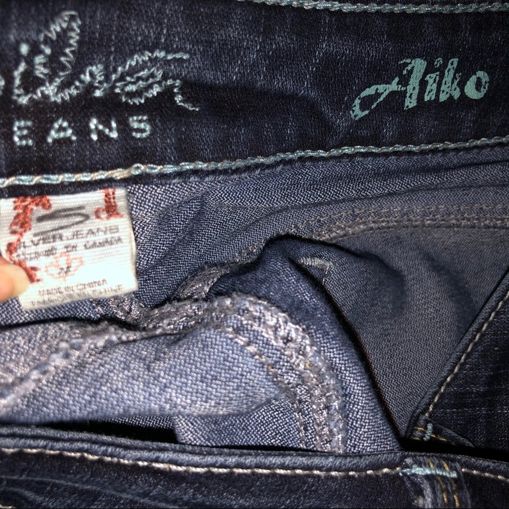 Silver Jeans - Picture 2 of 2